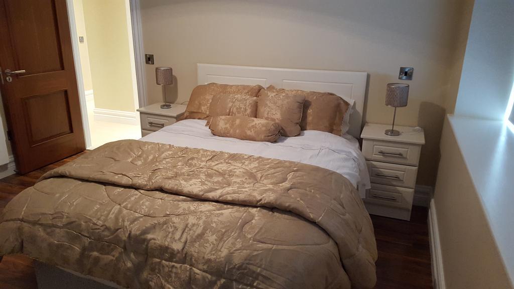 Reeks View Apartments Киларни Екстериор снимка